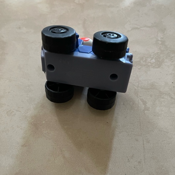 Princess and Toad Racer Toy Car Set - Picture 11 of 11